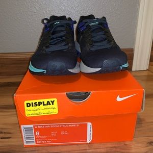 Women’s Nike Air Zoom Structure 21